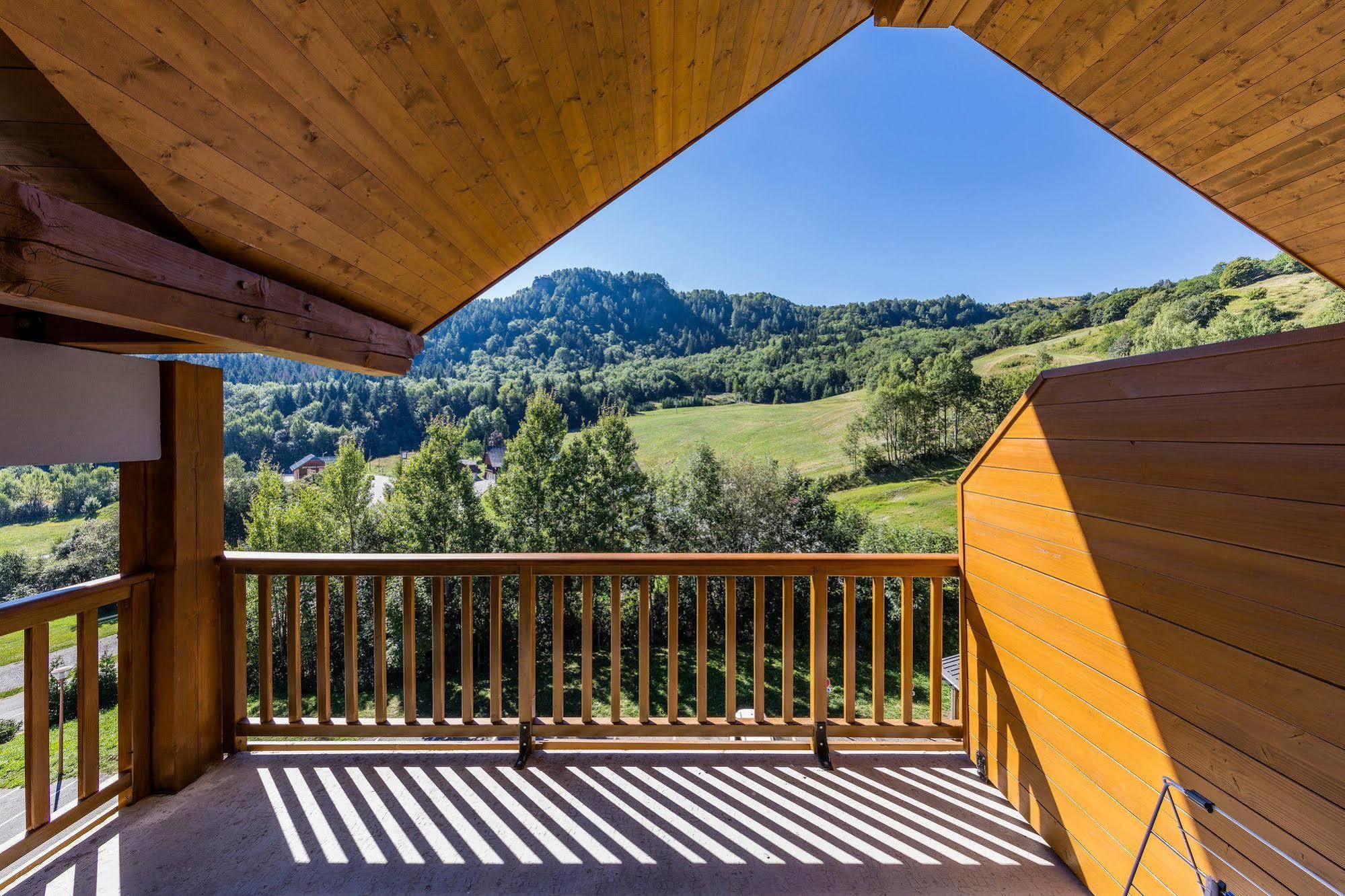 Noemys Terrasses De La Toussuire Aparthotel Saint-Pancrace  Exterior photo